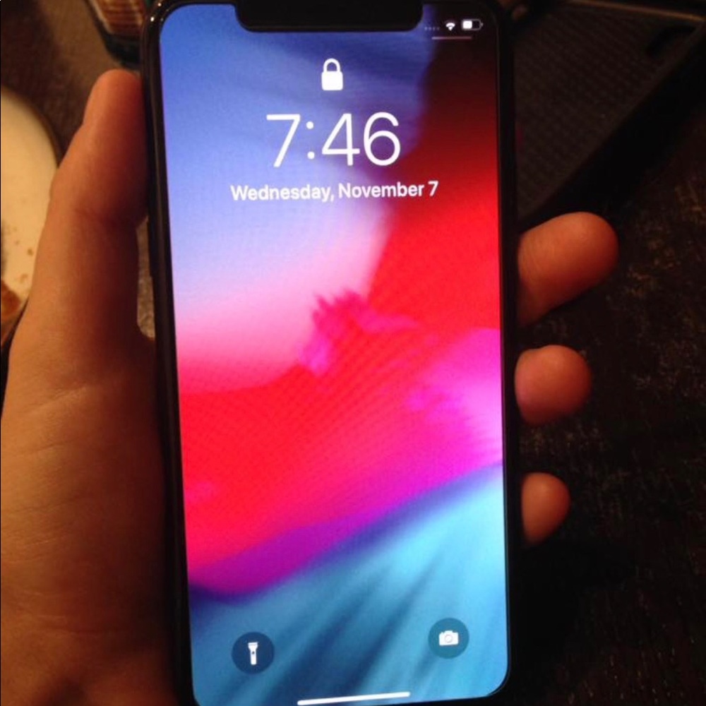 iPhone X